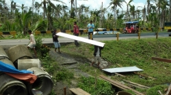 Delivering Roofing Sheets in Lawaan